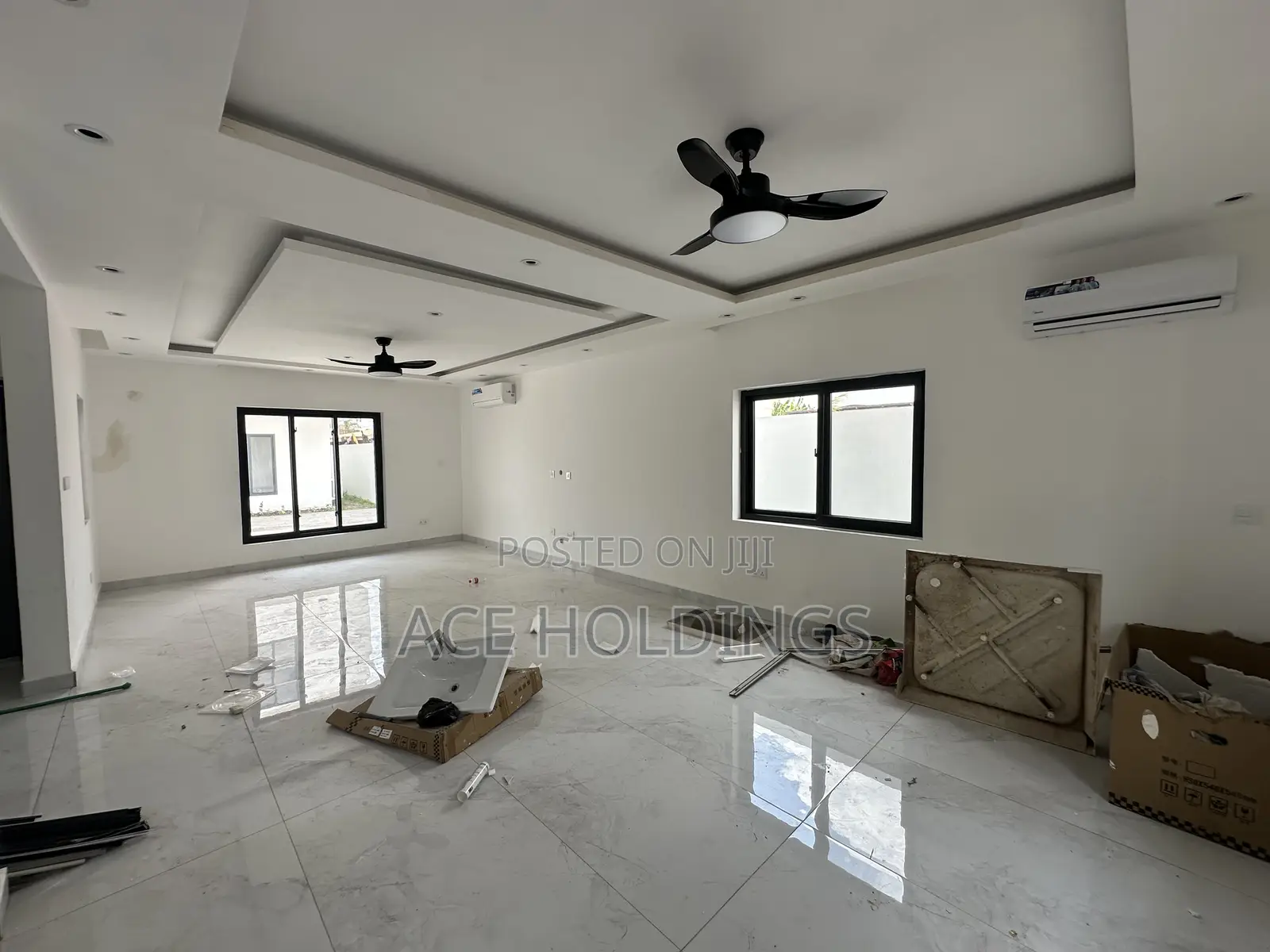 3bdrm House in School Junction, Ashaley Botwe for sale