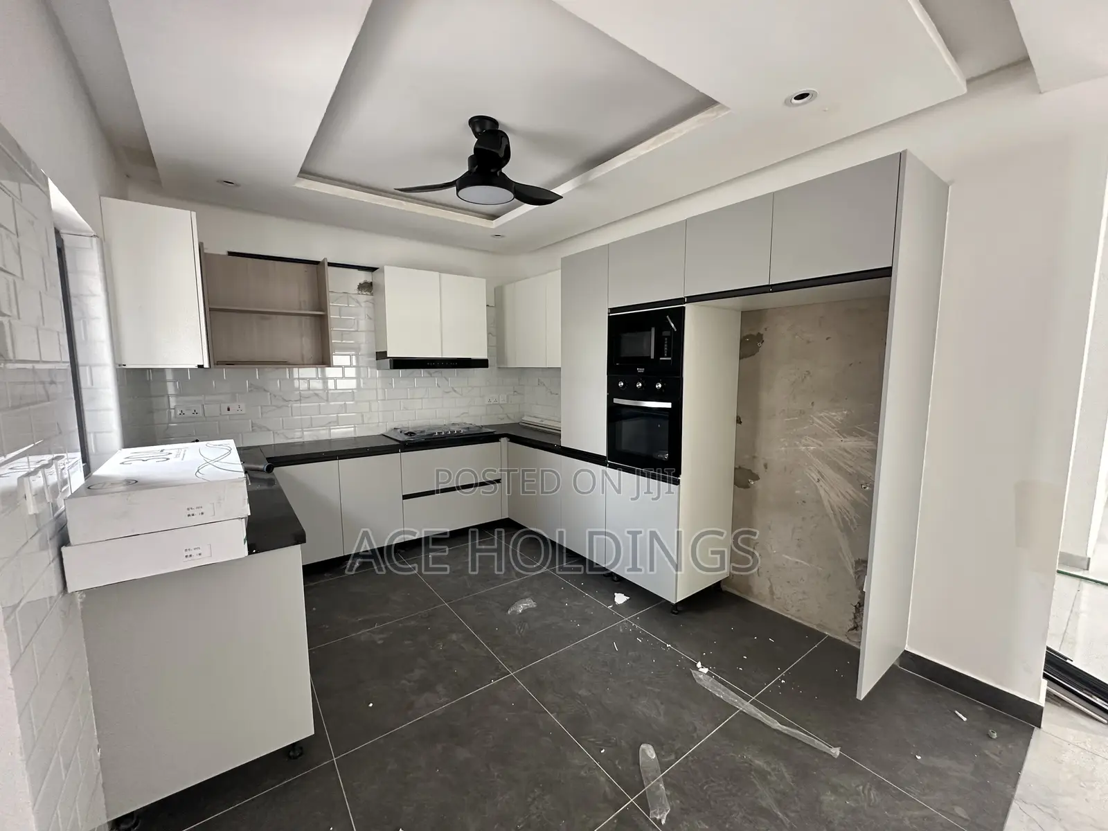 3bdrm House in School Junction, Ashaley Botwe for sale