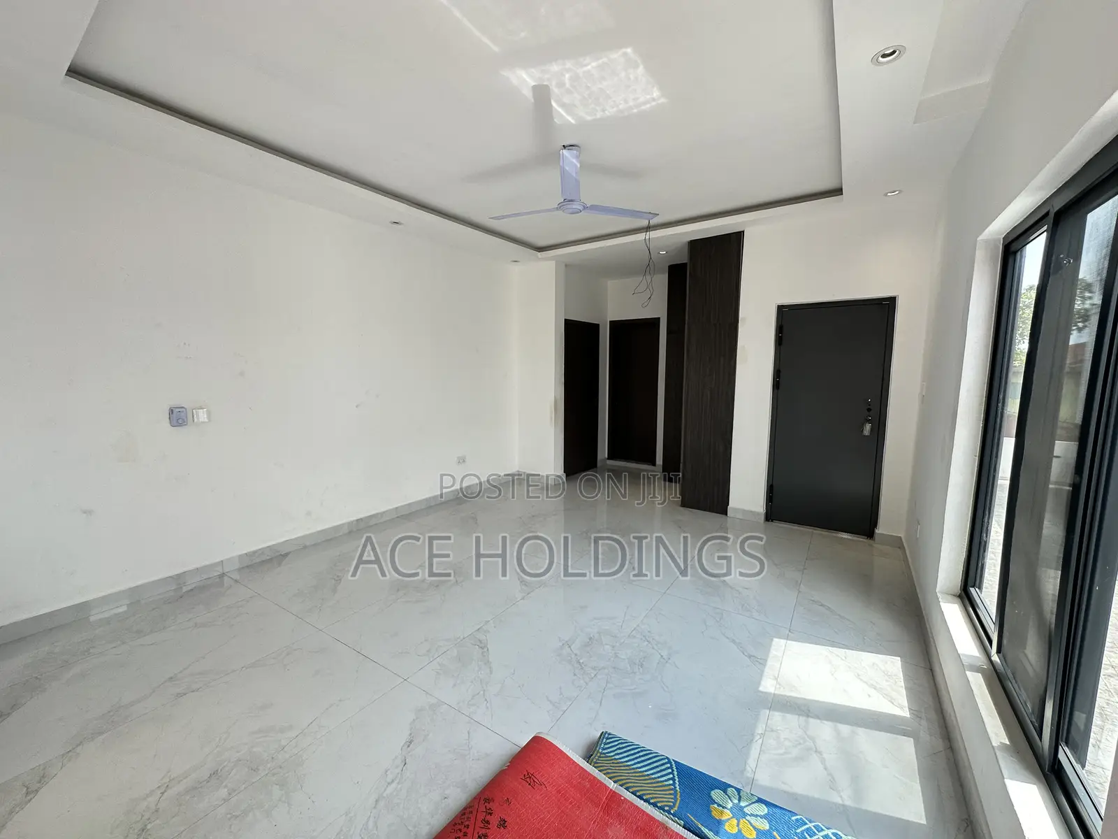 3bdrm House in School Junction, Ashaley Botwe for sale