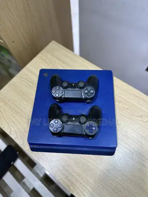 Ps4 Slim With Controllers