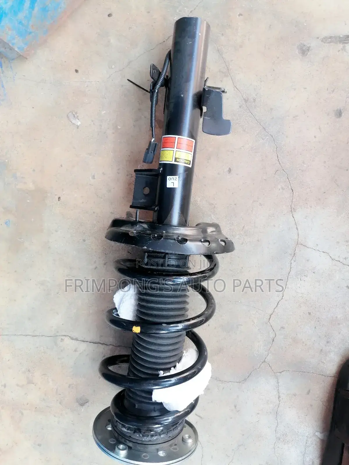 Range Rover Evoque 2013 Front Shocks Absorbers Sensor Type