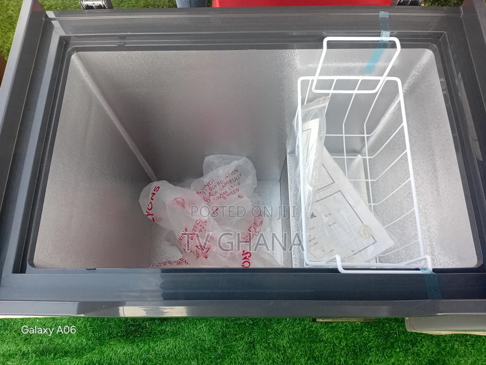 **Pearl 150l Freezer – Perfect for Home Shop Storage**