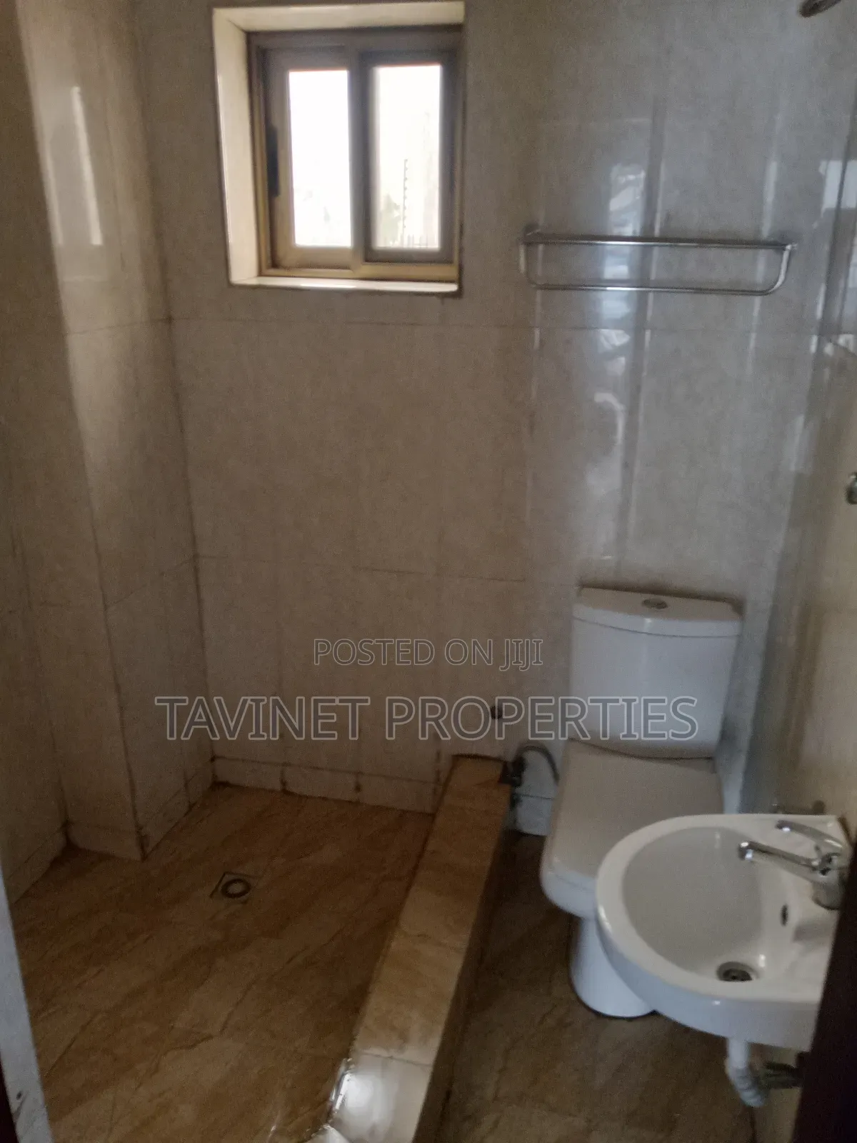 1bdrm Apartment in Adjiriganor for rent