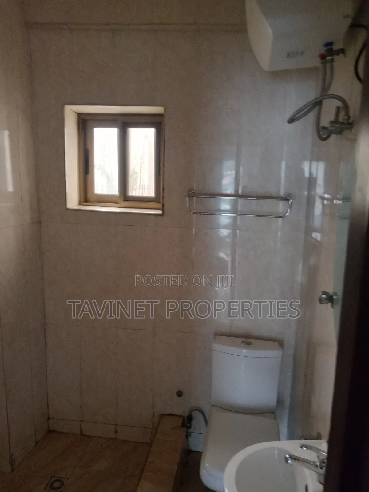 1bdrm Apartment in Adjiriganor for rent