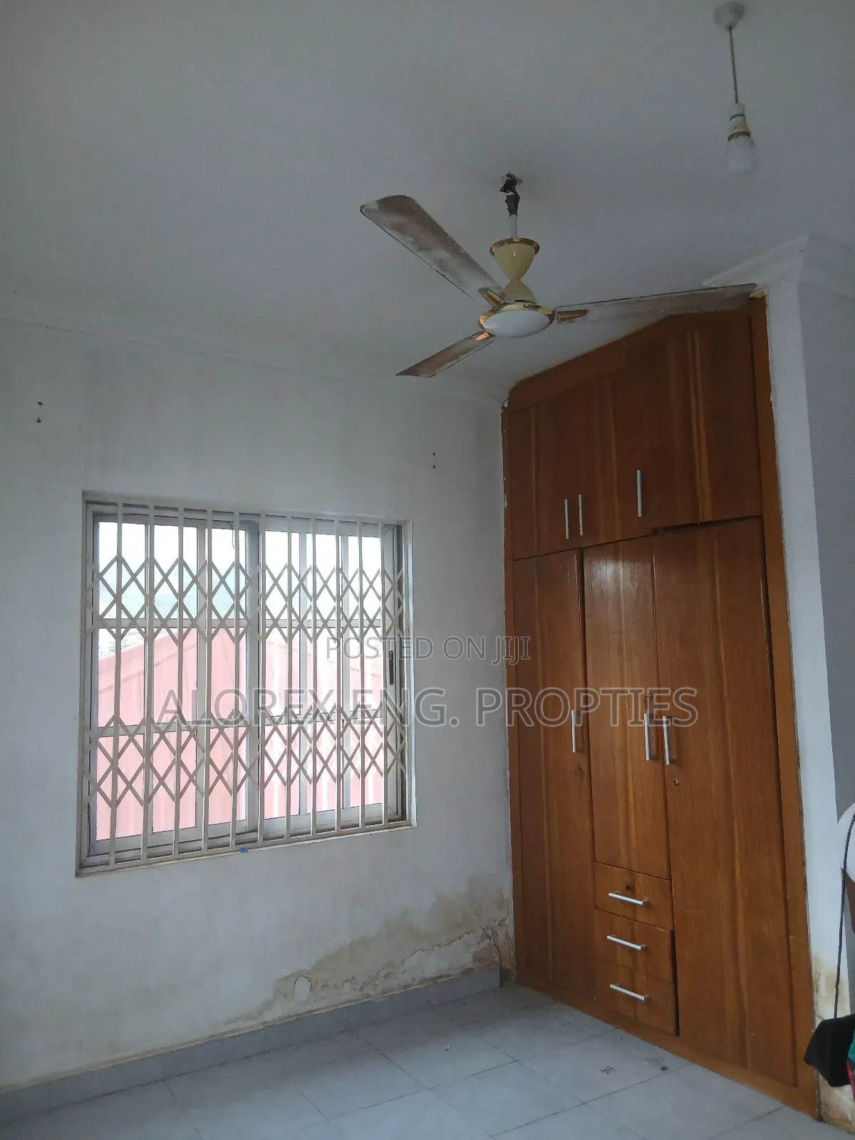 Mini Flat in Single Self, Oyarifa for rent
