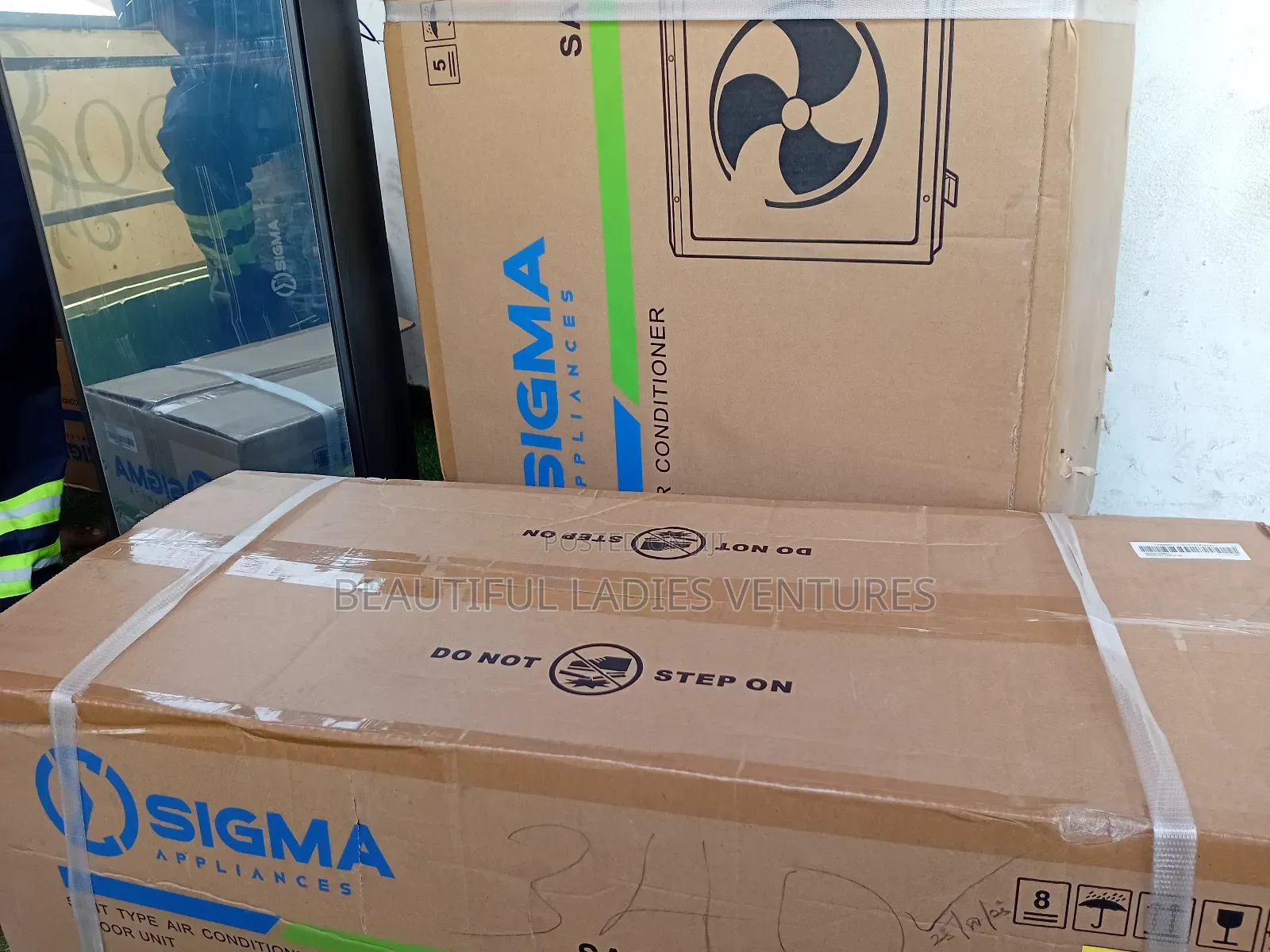 Premium Sigma Glass 2.0hp – Efficient Cooling, Elegant Look!