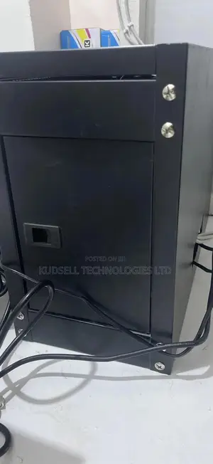 Cabinet 4u (Rack 500mm X 350mm) Wall Mounted Network Cabinet
