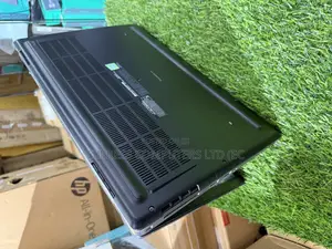 Laptop Dell Latitude 7520 32GB Intel Core I9 SSD 512GB
