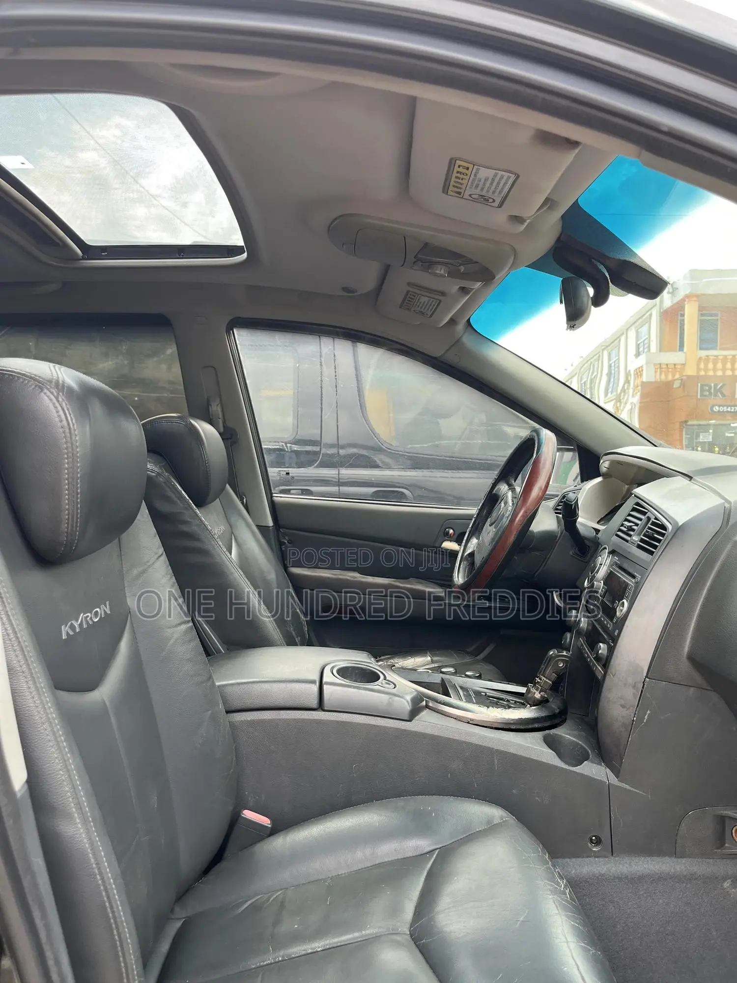 SsangYong Rexton 2010 Black