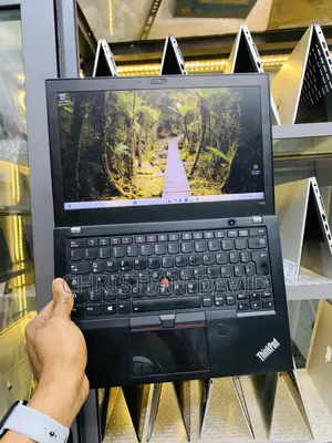 Laptop Lenovo ThinkPad X280 16GB Intel Core i7 SSD 256GB