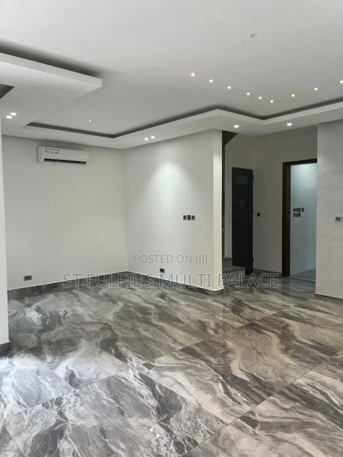 5bdrm Townhouse / Terrace in East Legon Bawaleshi, Bawaleshie for rent