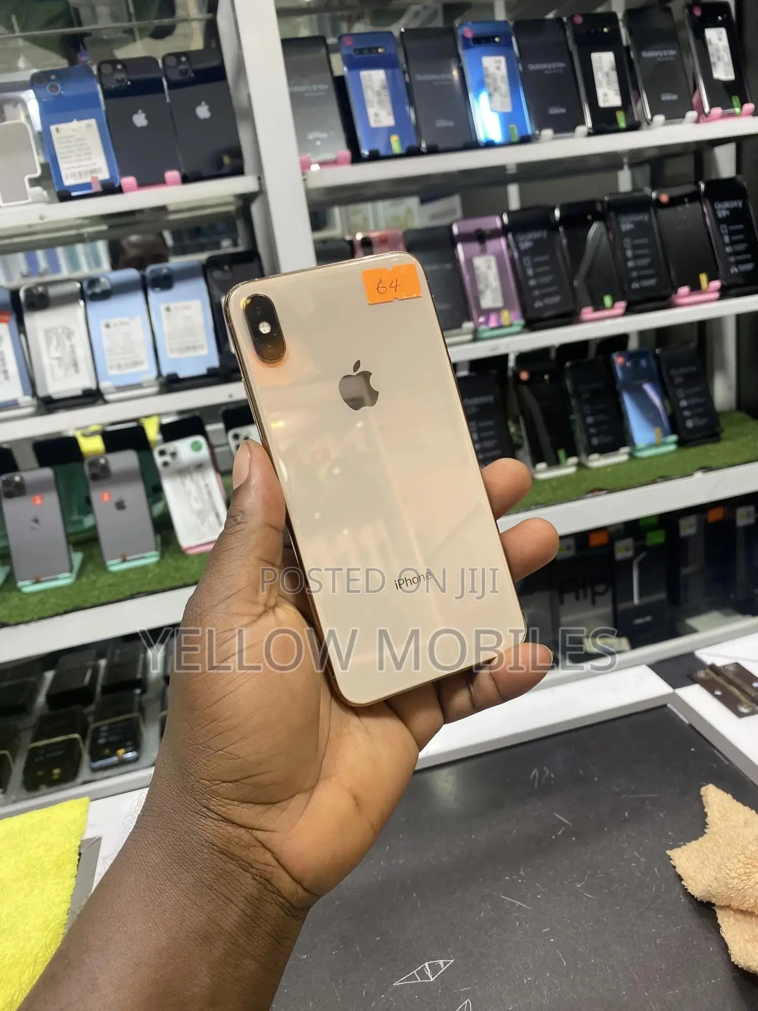 Apple iPhone XS Max 64 GB Gold