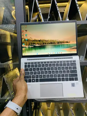 Laptop HP EliteBook 830 G7 16GB Intel Core i7 SSD 512GB