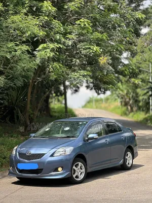 Toyota Belta 2012 Blue
