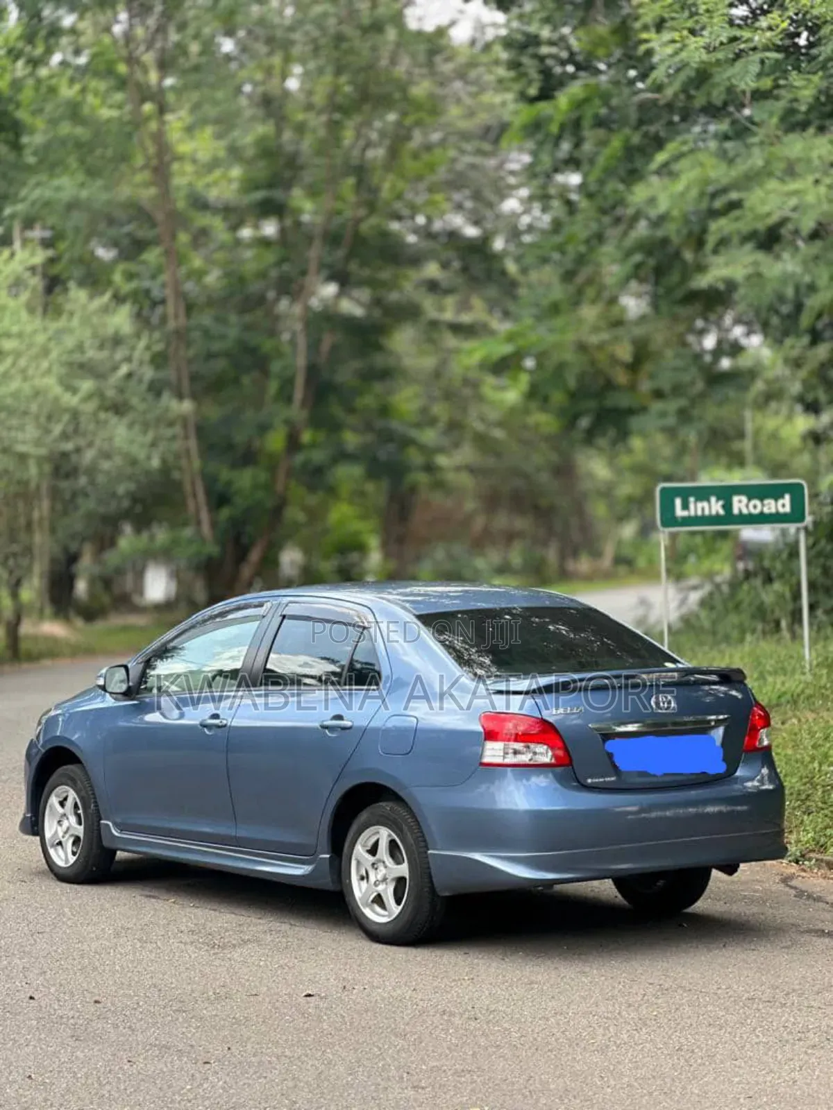 Toyota Belta 2012 Blue