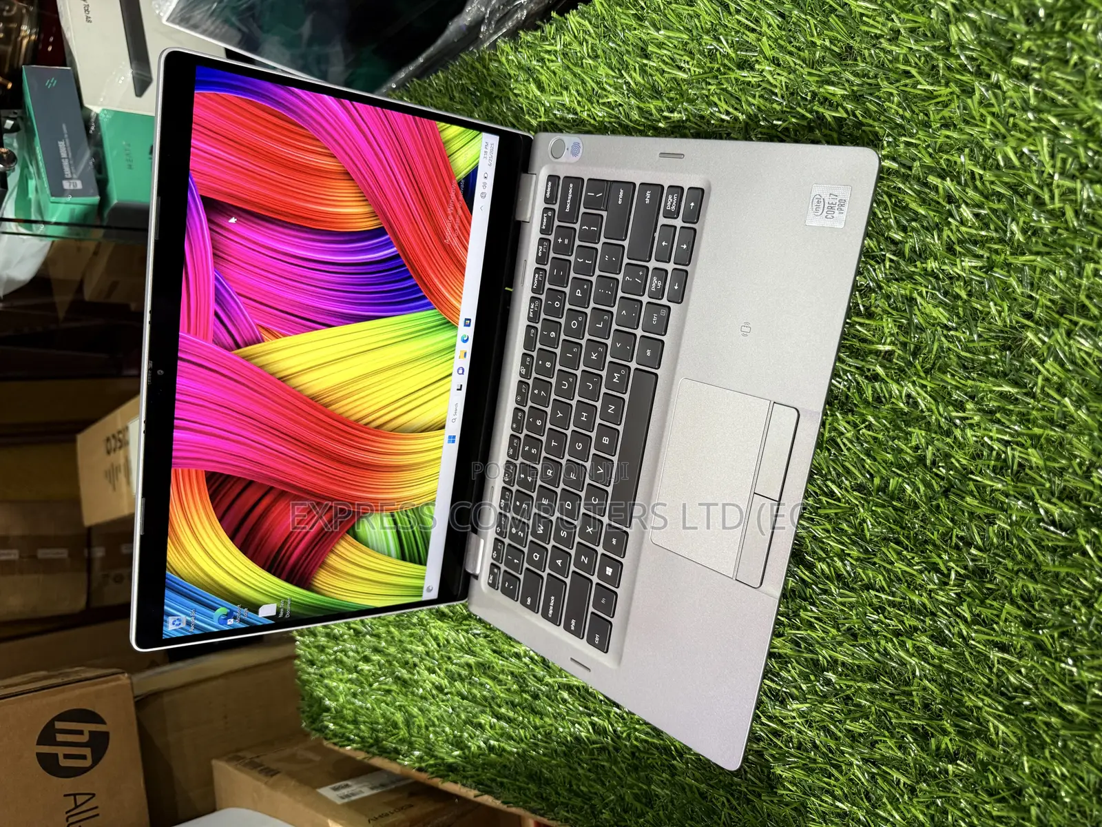 Laptop Dell Latitude 5310 16GB Intel Core I7 SSD 512GB