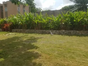 5bdrm House in Dzorwulu for rent