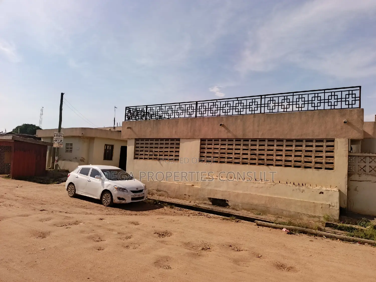 12bdrm House in Achimota for sale