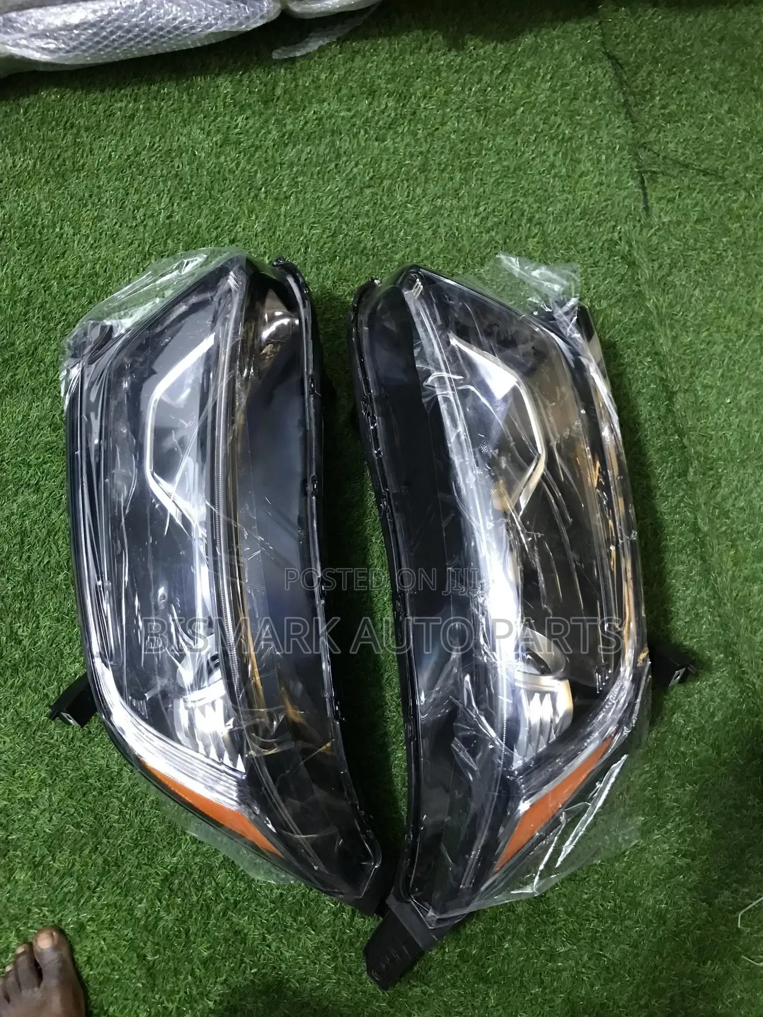 Honda CRV 2017-2018-2019-2020-2021-2022 Headlight Half Led Pair
