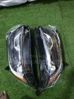 Honda CRV 2017-2018-2019-2020-2021-2022 Headlight Half Led Pair