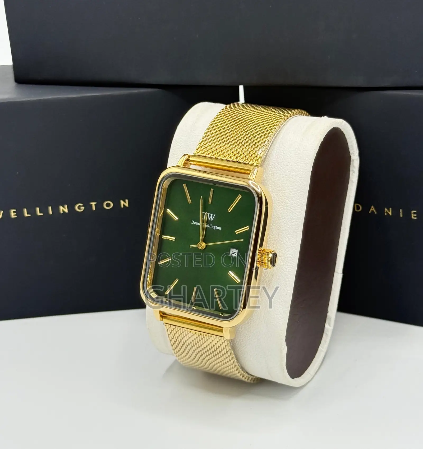 Mesh Bracelet Strap Analog Unisex Daniel Wellington Watch