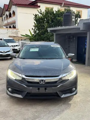 Honda Civic Touring 4dr Sedan (1.5L 4cyl) 2017 Gray
