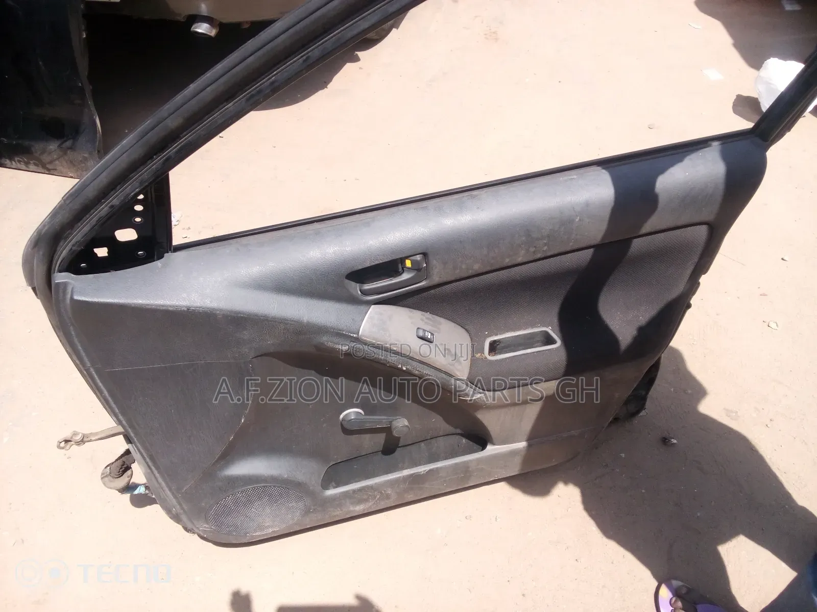 Toyota Matrix Doors 4set and Types of Doors and All Types Available