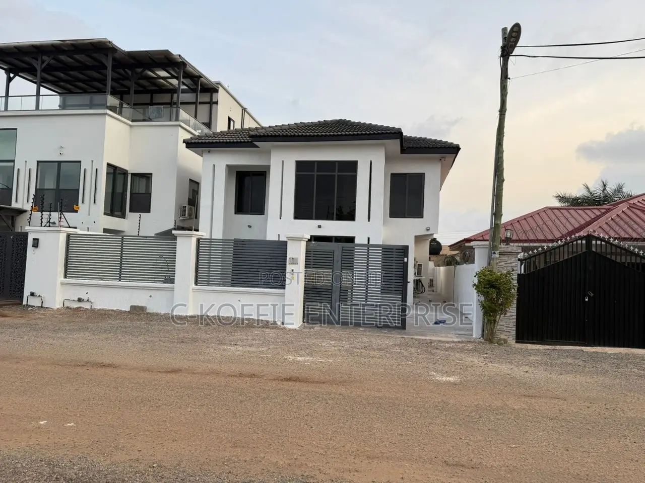 Furnished 4bdrm Mansion in Sakumono for sale