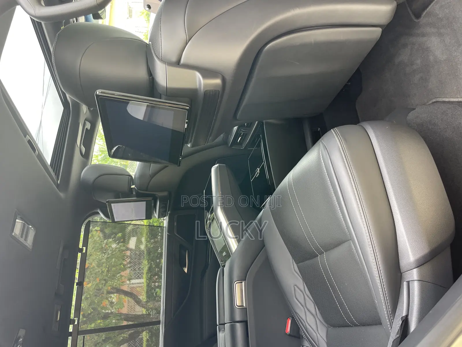 Lexus LX 600 2023 Gray