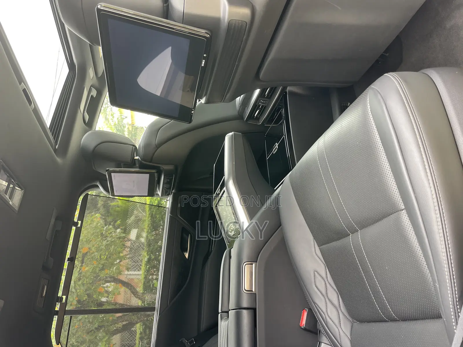 Lexus LX 600 2023 Gray