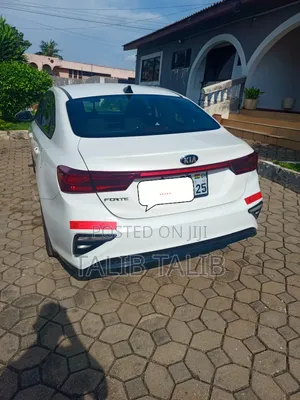 Kia Forte 2019 White
