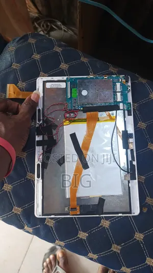 All Types of Phones and Laptops Repair