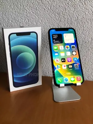 New Apple iPhone 12 64 GB Black