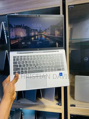 Laptop HP EliteBook 840 G8 16GB Intel Core i7 SSD 512GB