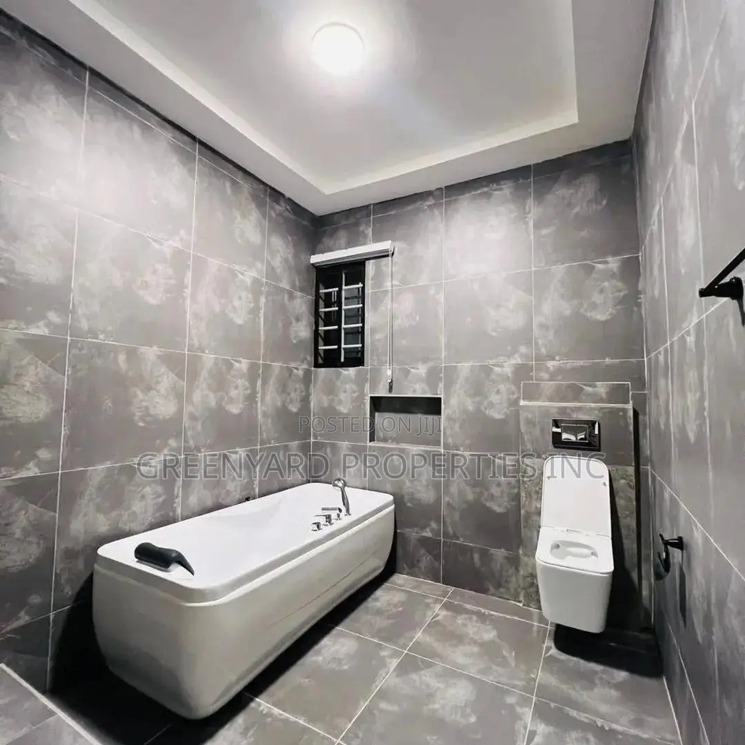 4bdrm House in Abokobi for sale