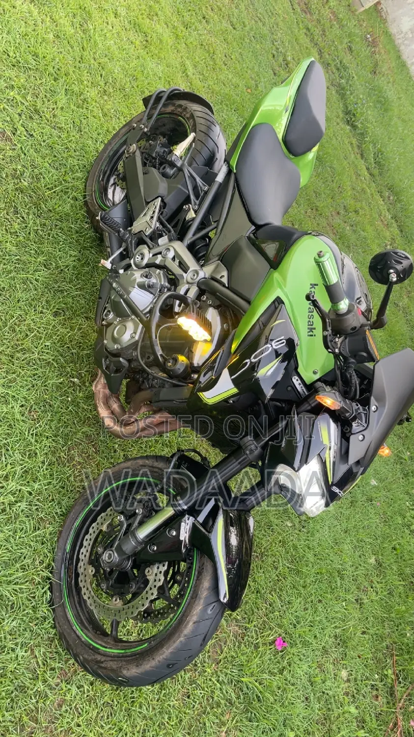 Kawasaki Z900 2022 Black