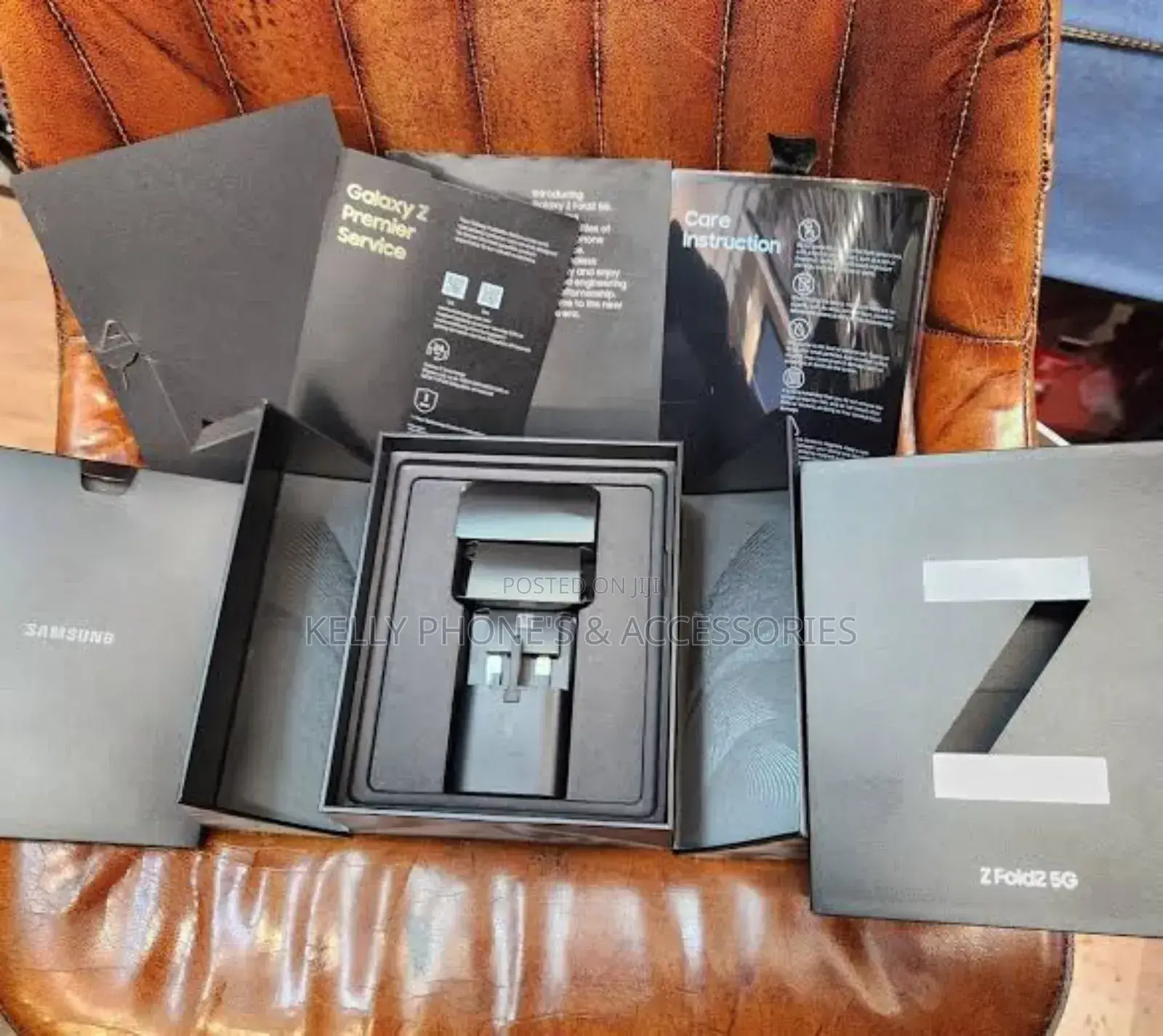 New Samsung Galaxy Z Fold 2 256 GB Black