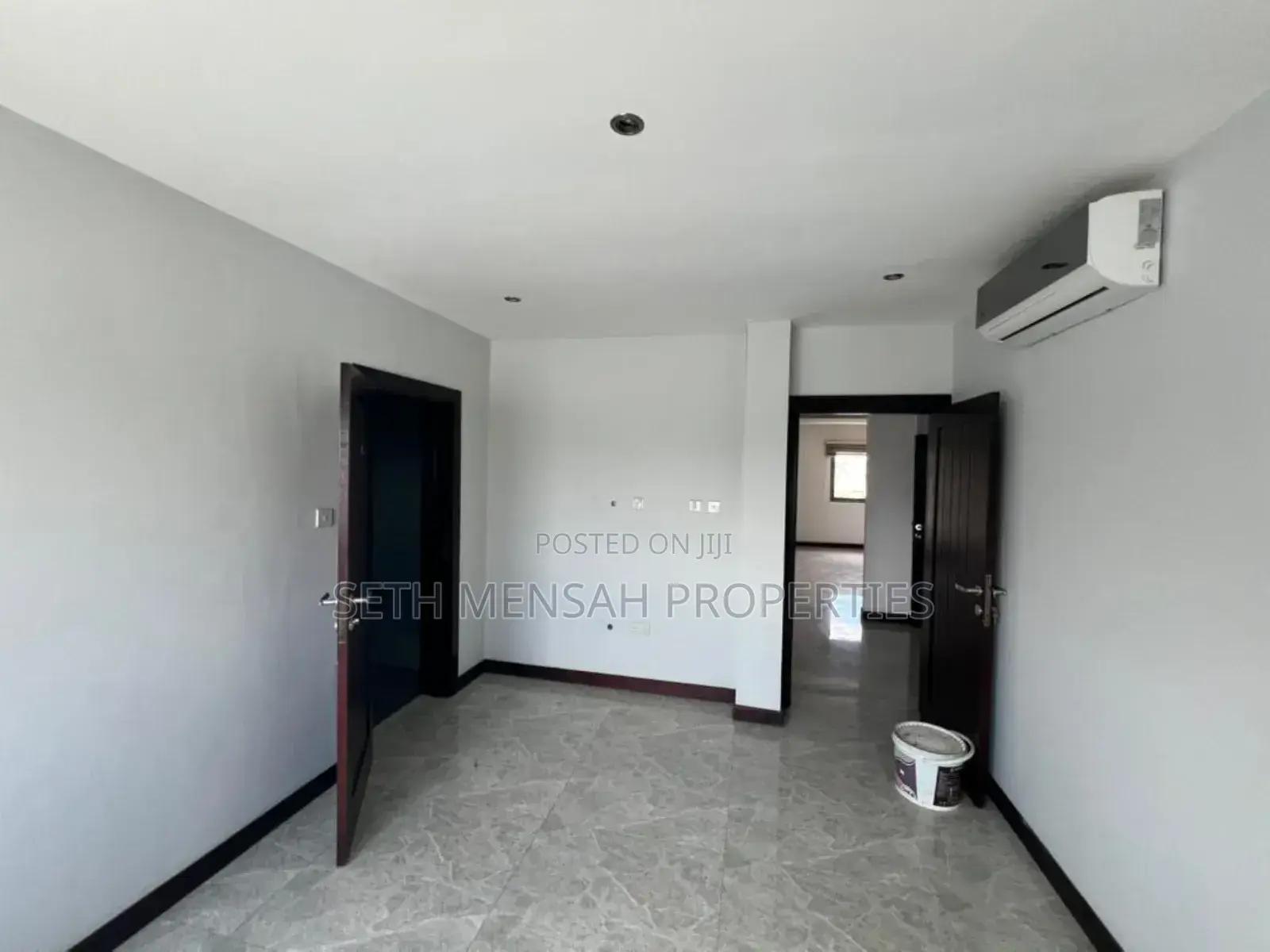 2bdrm Apartment in Abelemkpe for sale