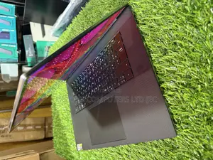 Laptop Dell Precision 5680 32GB Intel Core I9 SSD 1T