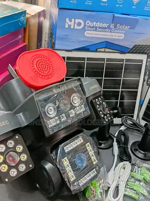 4G 4 Lens Solar Camera