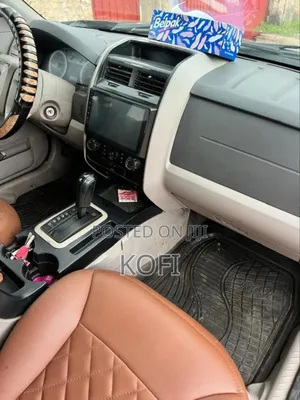 Ford Escape XLS 4WD 2.3 2008 Black