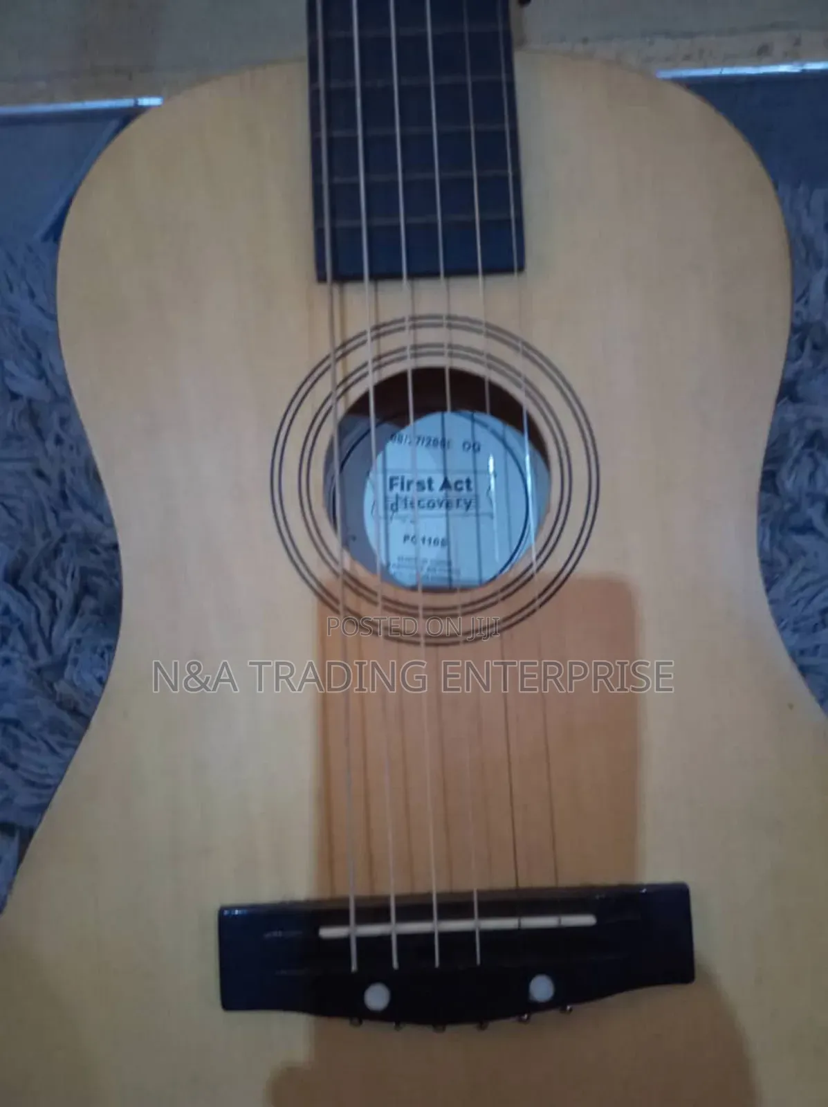 First Act Fg1105 Acoustic Guitar 6 String