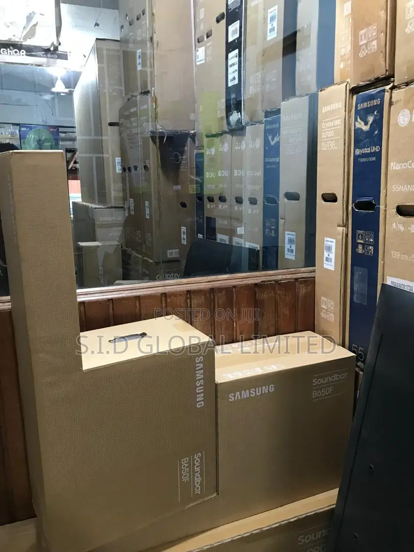 Brand New B-series Samsung Soundbar 370w 3.1ch With Q-symphony B650f