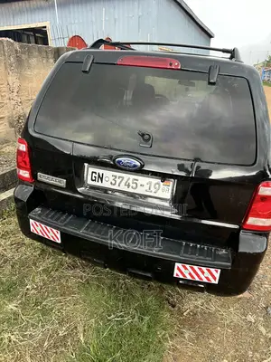 Ford Escape XLS 4WD 2.3 2008 Black
