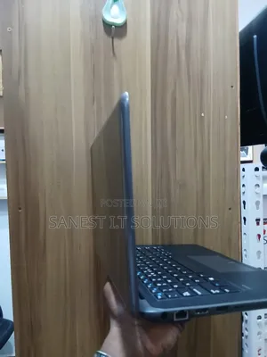 Laptop Dell Latitude 3380 4GB Intel Core i3 SSD 128GB