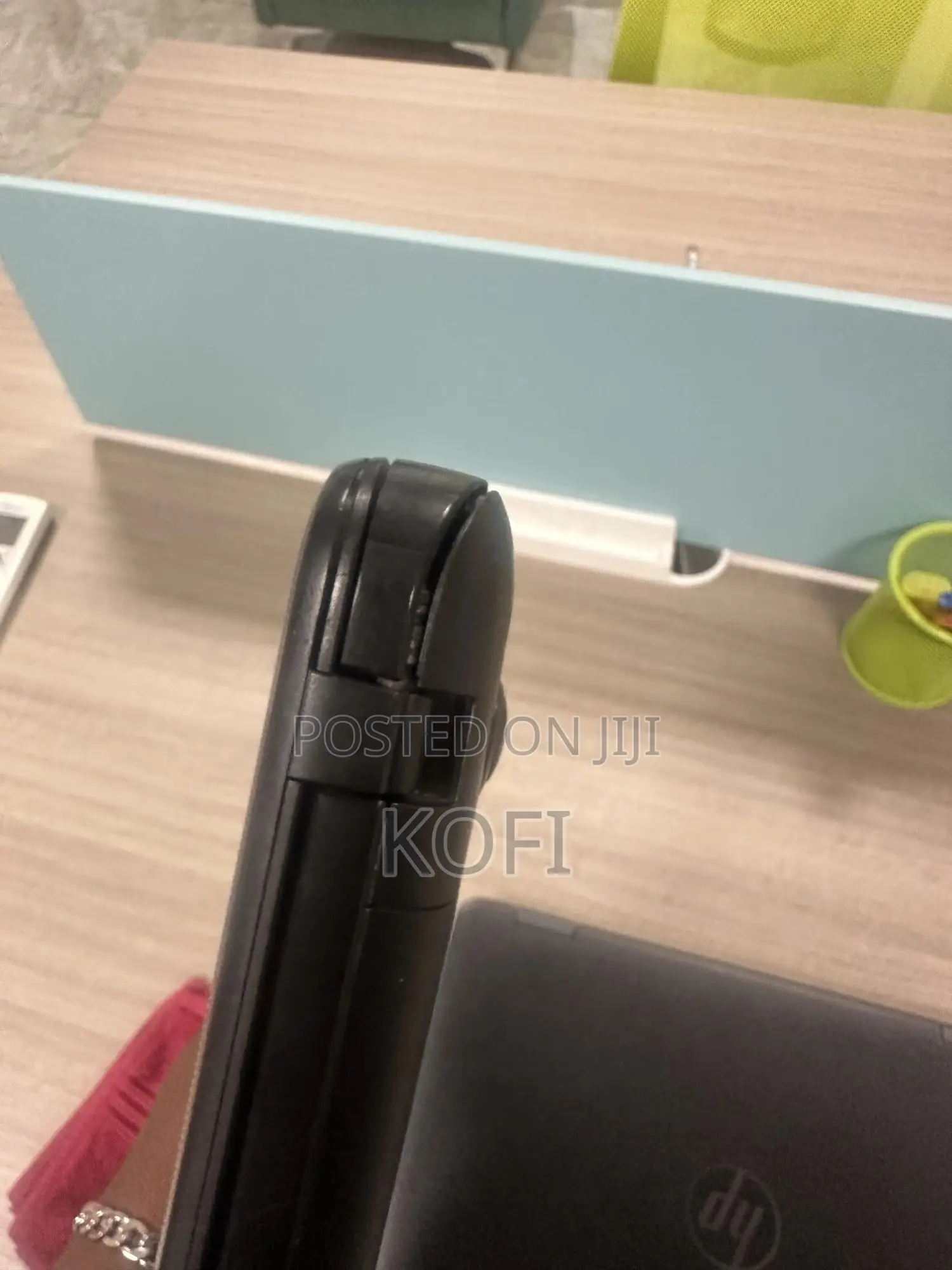 Laptop Toshiba Satellite C855 4GB AMD HDD 72GB