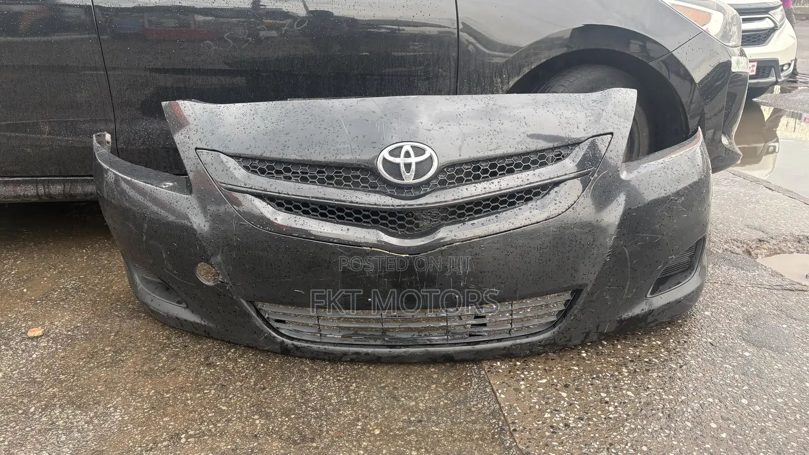 Toyota Yaris Front Bumper 2008,2009,2010,2011,2012,2013
