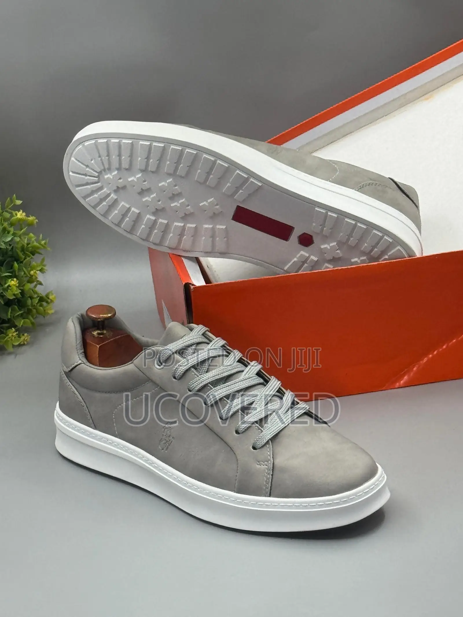 Polo Ralph Lauren Unisex Laced Sneakers