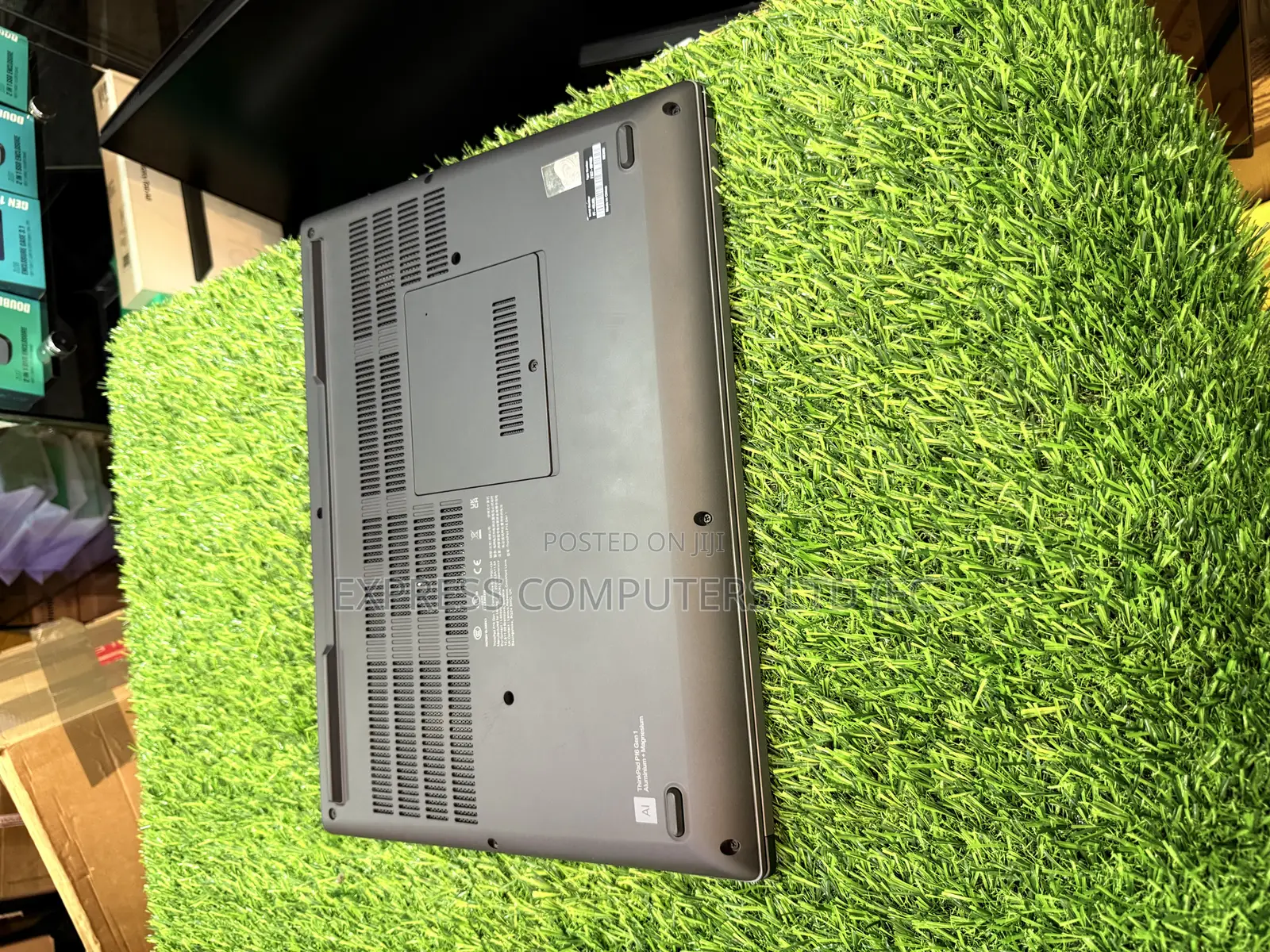 Laptop Lenovo Thinkpad P15s 32GB Intel Core I9 SSHD (Hybrid) 1T
