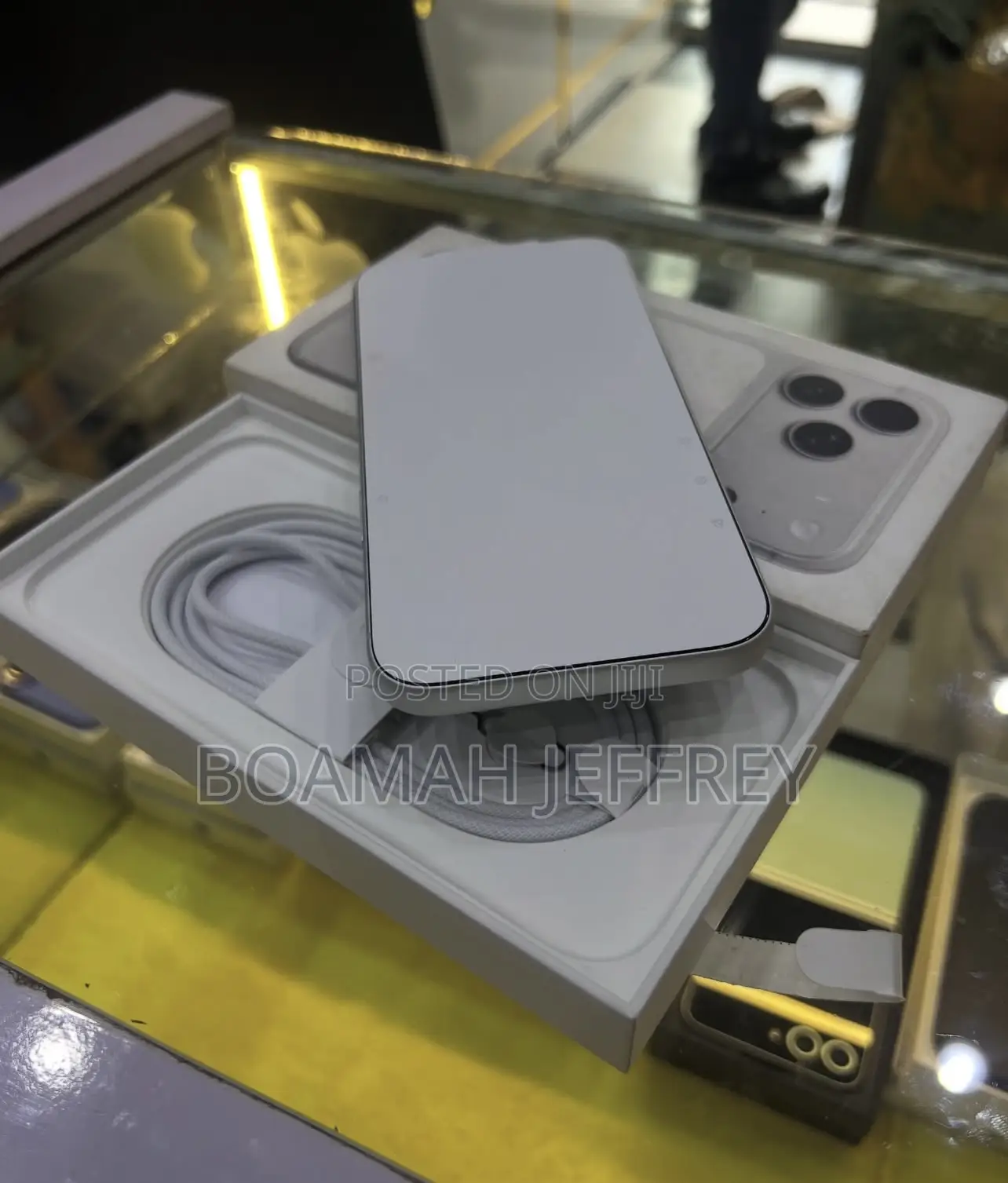 New Apple iPhone 17 Pro Max 1 TB White
